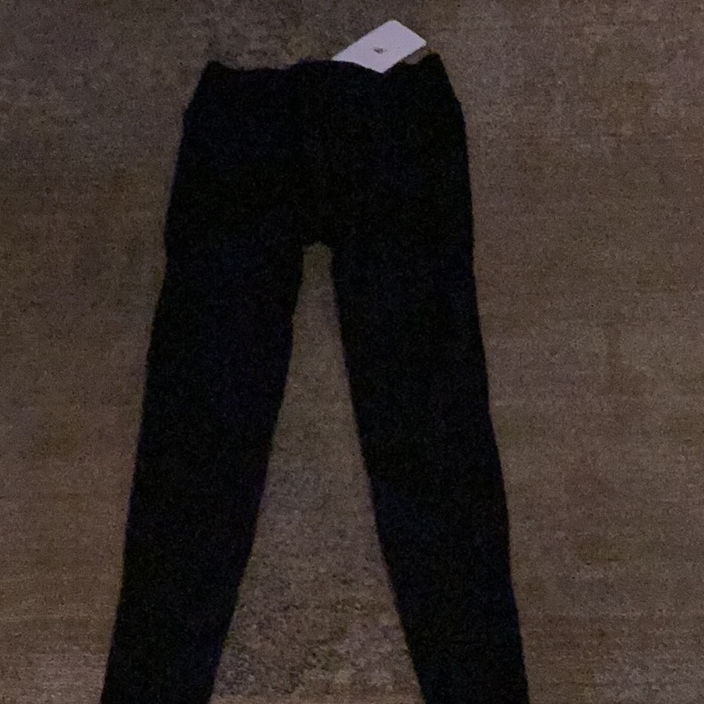 Fabletics Mid-Rise Sculpknit DOT 7/8